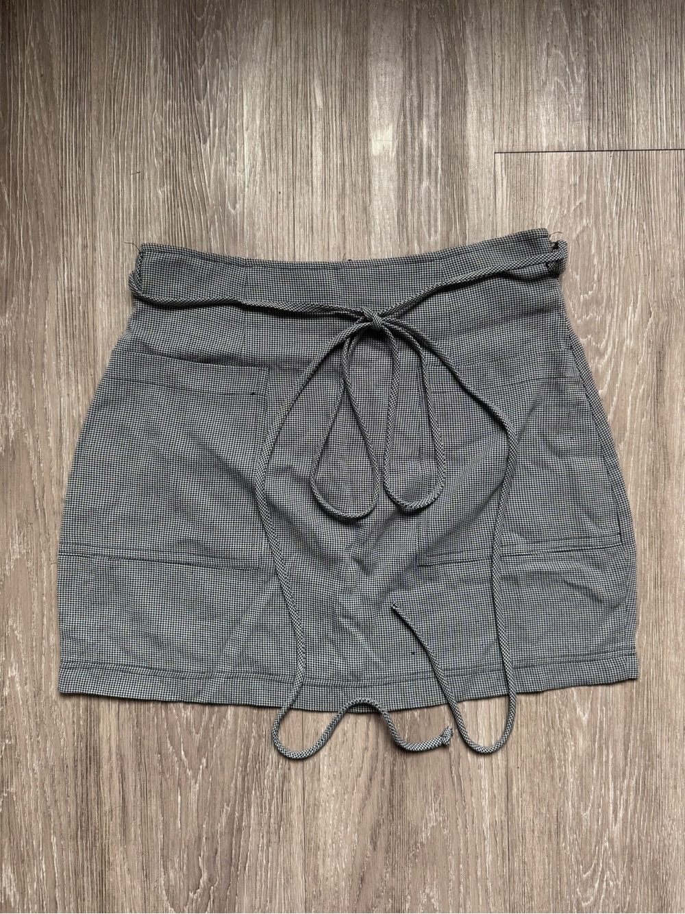 American Vintage Gray Mini Skirt with Front Tie
